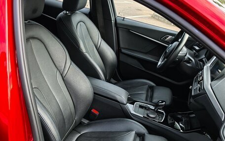 BMW 1 серия, 2022 год, 2 529 000 рублей, 11 фотография