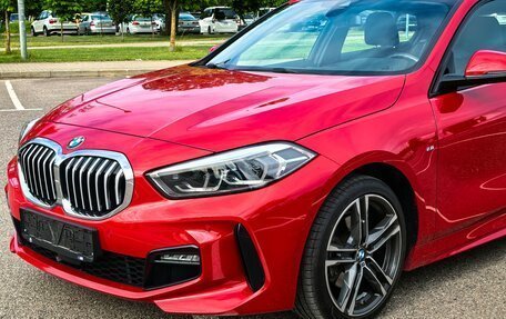BMW 1 серия, 2022 год, 2 529 000 рублей, 14 фотография