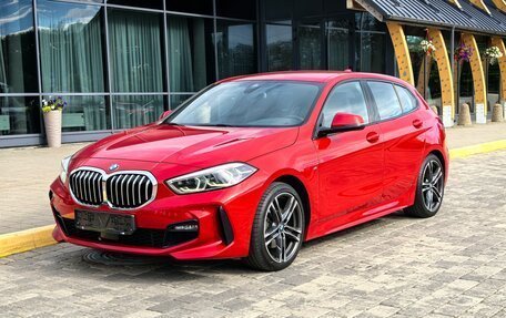 BMW 1 серия, 2022 год, 2 529 000 рублей, 28 фотография