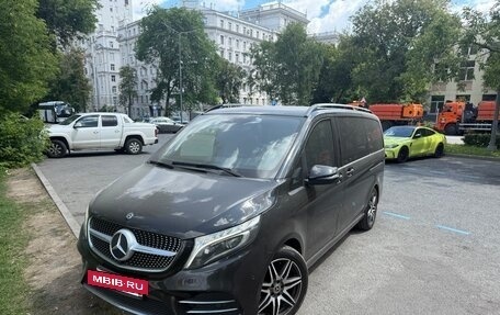 Mercedes-Benz V-Класс, 2020 год, 5 890 000 рублей, 19 фотография