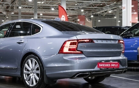 Volvo S90 II рестайлинг, 2017 год, 3 490 000 рублей, 18 фотография