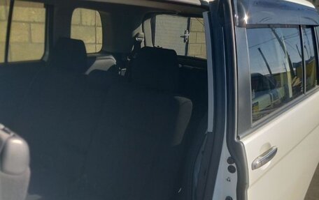 Toyota ISis I, 2013 год, 1 390 000 рублей, 2 фотография