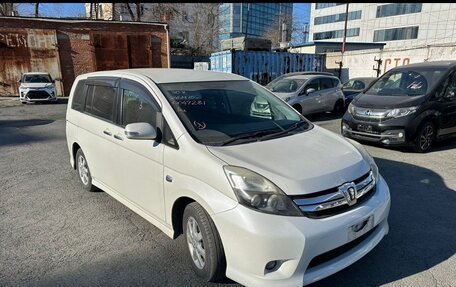 Toyota ISis I, 2013 год, 1 390 000 рублей, 7 фотография