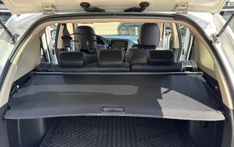 Mitsubishi Outlander III рестайлинг 3, 2019 год, 1 850 000 рублей, 9 фотография