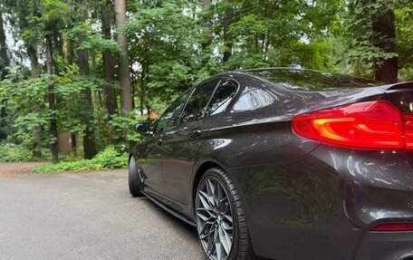 BMW 5 серия, 2019 год, 3 600 000 рублей, 9 фотография