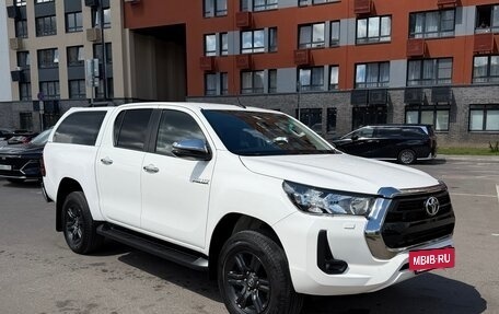 Toyota Hilux VIII, 2021 год, 4 050 000 рублей, 5 фотография