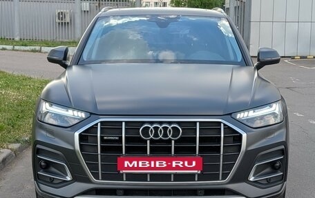 Audi Q5, 2022 год, 4 850 000 рублей, 2 фотография