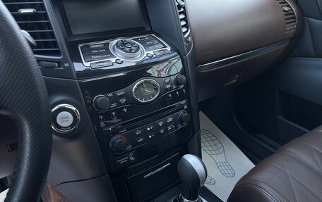 Infiniti FX II, 2009 год, 1 447 000 рублей, 23 фотография