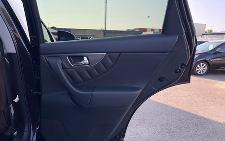 Infiniti FX II, 2009 год, 1 447 000 рублей, 19 фотография