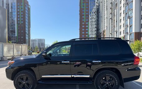 Toyota Land Cruiser 200, 2014 год, 4 557 000 рублей, 2 фотография