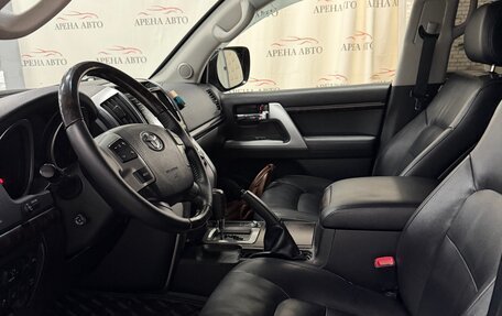 Toyota Land Cruiser 200, 2014 год, 4 557 000 рублей, 11 фотография