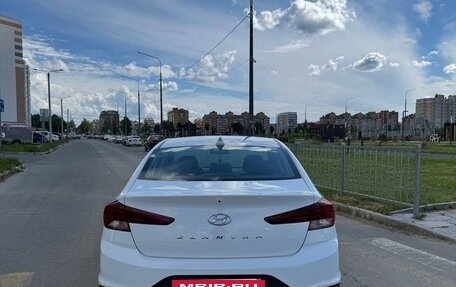 Hyundai Elantra VI рестайлинг, 2019 год, 1 800 000 рублей, 8 фотография