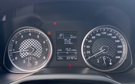 Hyundai Elantra VI рестайлинг, 2019 год, 1 800 000 рублей, 10 фотография