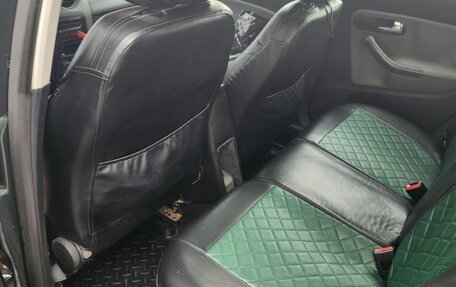 SEAT Ibiza III рестайлинг, 2004 год, 300 000 рублей, 11 фотография