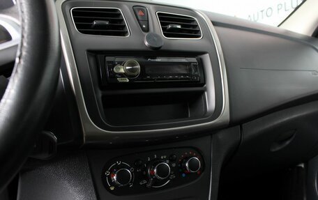 Renault Logan II, 2020 год, 740 000 рублей, 11 фотография