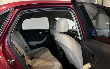 Audi A4, 2019 год, 2 530 000 рублей, 26 фотография