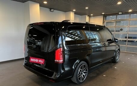 Mercedes-Benz V-Класс, 2016 год, 5 199 000 рублей, 3 фотография
