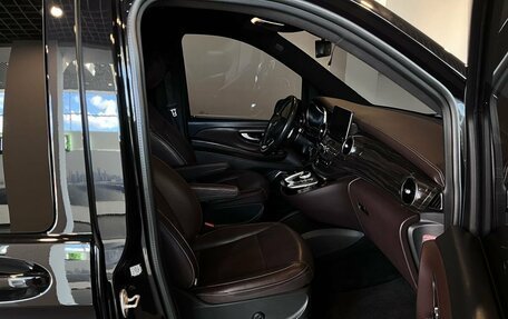 Mercedes-Benz V-Класс, 2016 год, 5 199 000 рублей, 26 фотография