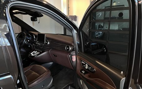 Mercedes-Benz V-Класс, 2016 год, 5 199 000 рублей, 24 фотография