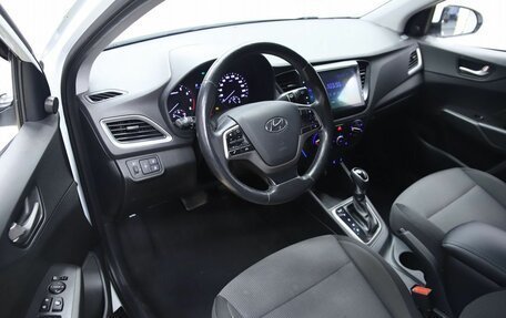 Hyundai Solaris II рестайлинг, 2017 год, 1 230 000 рублей, 11 фотография