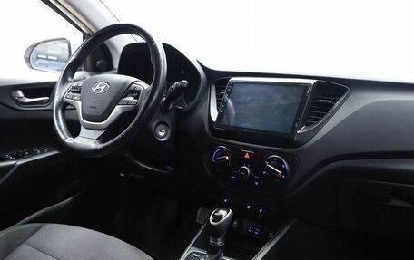 Hyundai Solaris II рестайлинг, 2017 год, 1 230 000 рублей, 12 фотография