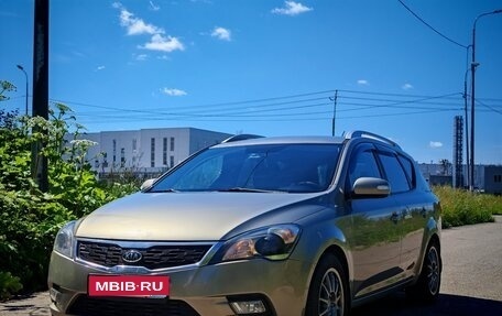 KIA cee'd I рестайлинг, 2011 год, 700 000 рублей, 1 фотография