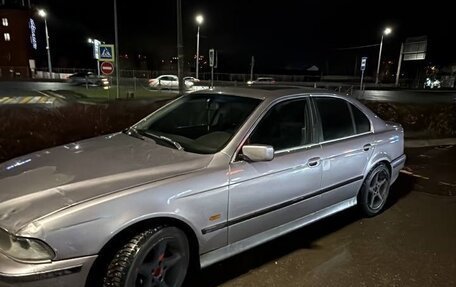 BMW 5 серия, 1996 год, 300 000 рублей, 2 фотография