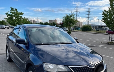 Skoda Rapid I, 2014 год, 700 000 рублей, 2 фотография