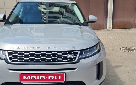Land Rover Range Rover Evoque II, 2019 год, 3 250 000 рублей, 4 фотография