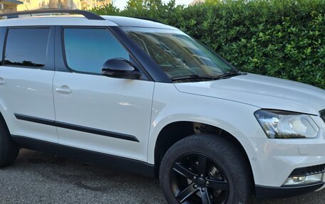 Skoda Yeti I рестайлинг, 2015 год, 2 170 000 рублей, 22 фотография