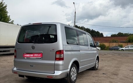 Volkswagen Multivan T5, 2005 год, 2 200 000 рублей, 3 фотография