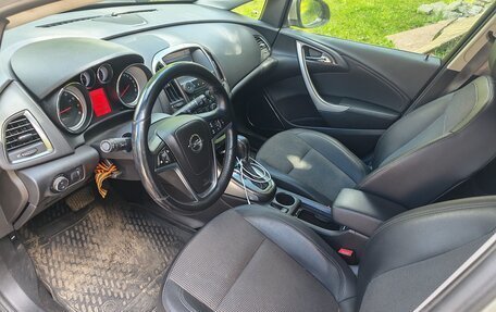 Opel Astra J, 2011 год, 720 000 рублей, 9 фотография