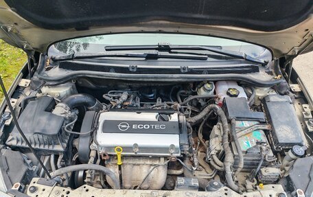 Opel Astra J, 2011 год, 720 000 рублей, 5 фотография