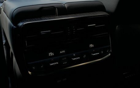 Toyota Land Cruiser, 2021 год, 10 439 000 рублей, 29 фотография