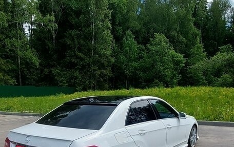 Mercedes-Benz E-Класс, 2013 год, 1 300 000 рублей, 4 фотография