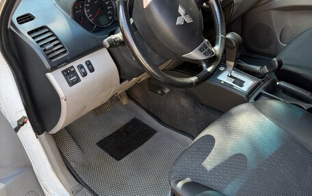 Mitsubishi Pajero Sport II рестайлинг, 2015 год, 2 000 000 рублей, 4 фотография