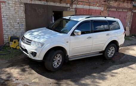 Mitsubishi Pajero Sport II рестайлинг, 2015 год, 2 000 000 рублей, 7 фотография