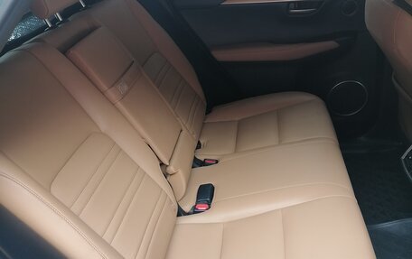 Lexus NX I, 2017 год, 3 200 000 рублей, 15 фотография
