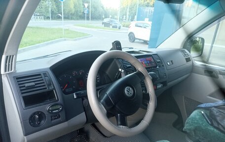 Volkswagen Caravelle T5, 2008 год, 1 550 000 рублей, 5 фотография