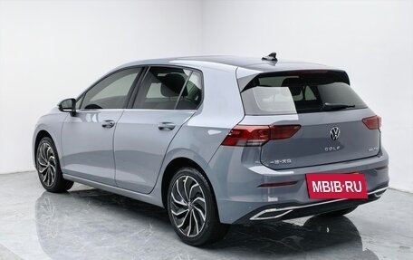 Volkswagen Golf VIII, 2022 год, 1 840 000 рублей, 5 фотография