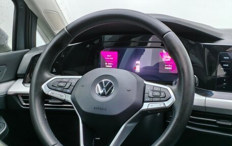 Volkswagen Golf VIII, 2022 год, 1 840 000 рублей, 10 фотография