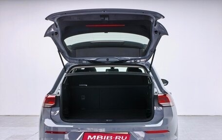 Volkswagen Golf VIII, 2022 год, 1 840 000 рублей, 14 фотография