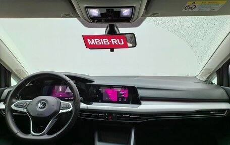 Volkswagen Golf VIII, 2022 год, 1 840 000 рублей, 9 фотография