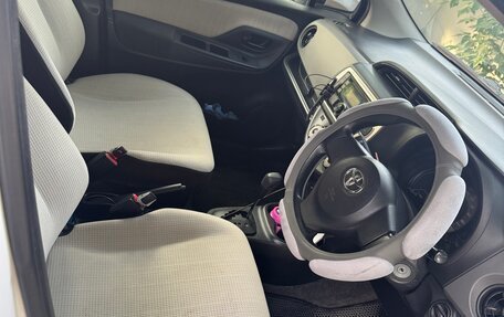 Toyota Vitz, 2016 год, 850 000 рублей, 5 фотография