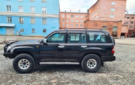 Toyota Land Cruiser 100 рестайлинг 2, 2005 год, 2 600 000 рублей, 4 фотография