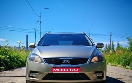 KIA cee'd I рестайлинг, 2011 год, 700 000 рублей, 2 фотография