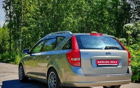KIA cee'd I рестайлинг, 2011 год, 700 000 рублей, 6 фотография