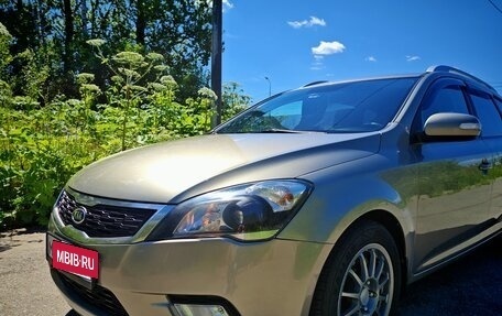 KIA cee'd I рестайлинг, 2011 год, 700 000 рублей, 15 фотография