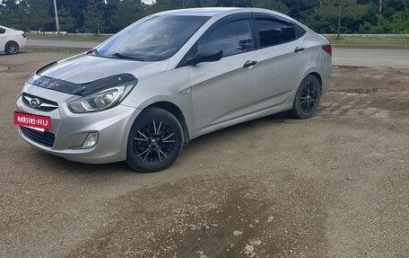Hyundai Solaris II рестайлинг, 2012 год, 630 000 рублей, 6 фотография