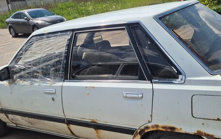 Toyota Vista, 1985 год, 140 000 рублей, 11 фотография